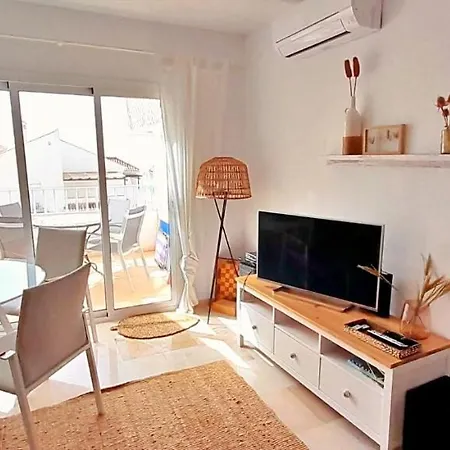 Urbanización Fuentes De Apartamento *